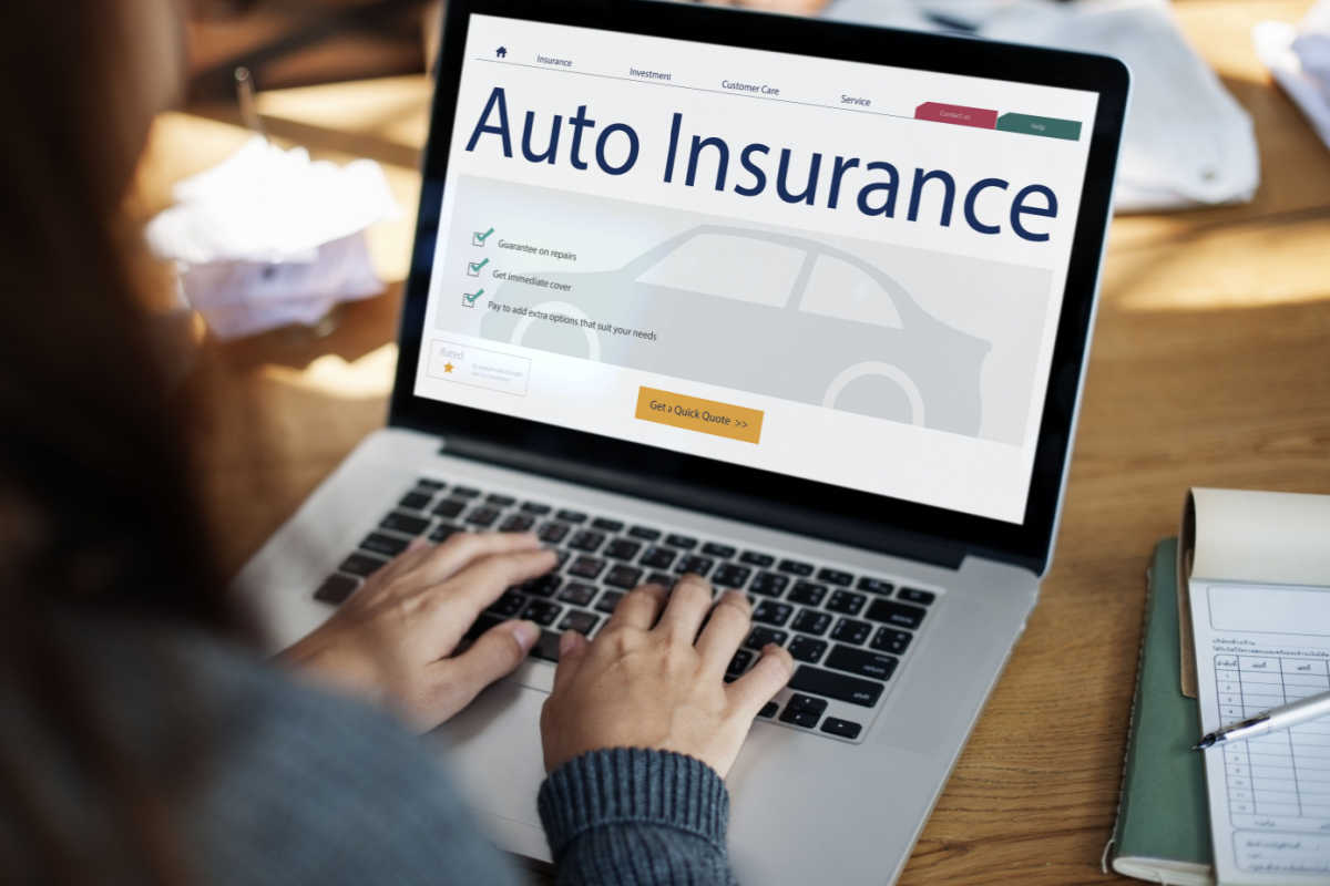 Individual getting car insurance quote online 