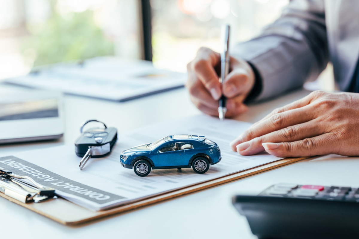 Driver signing up for car insurance 