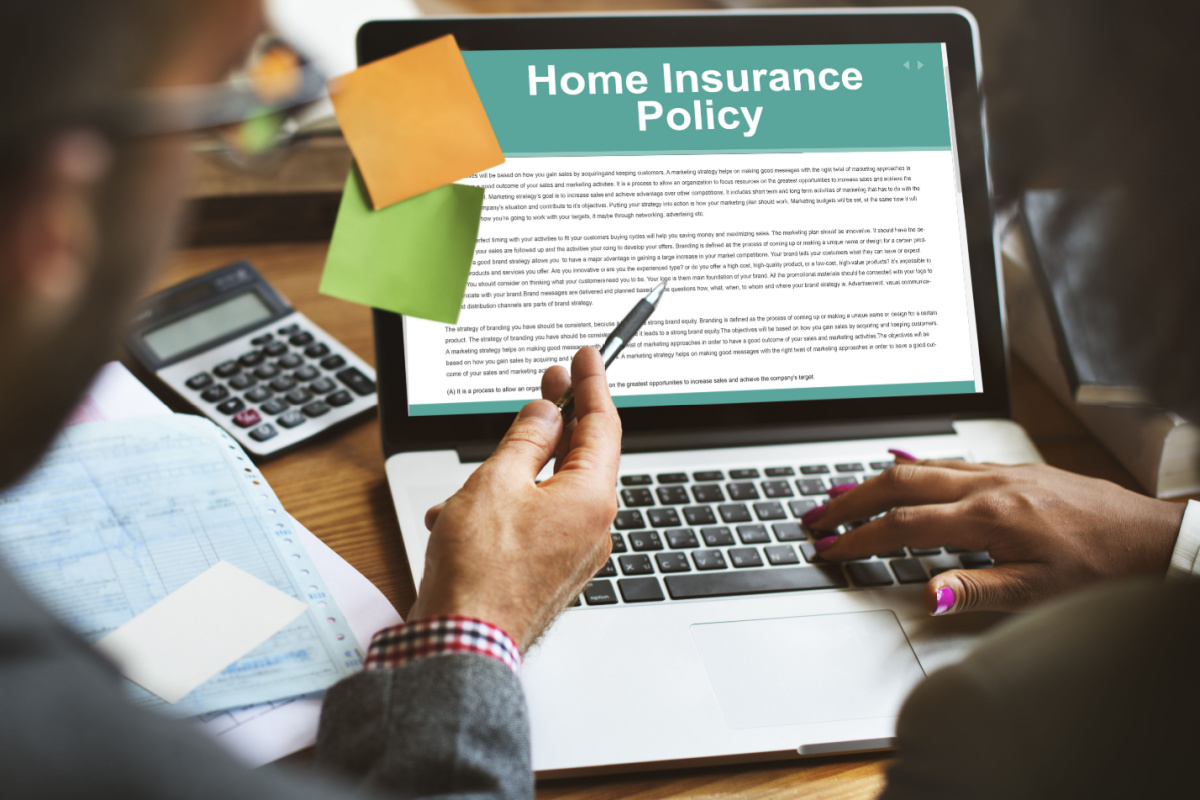 Online homeowners' insurance policy review